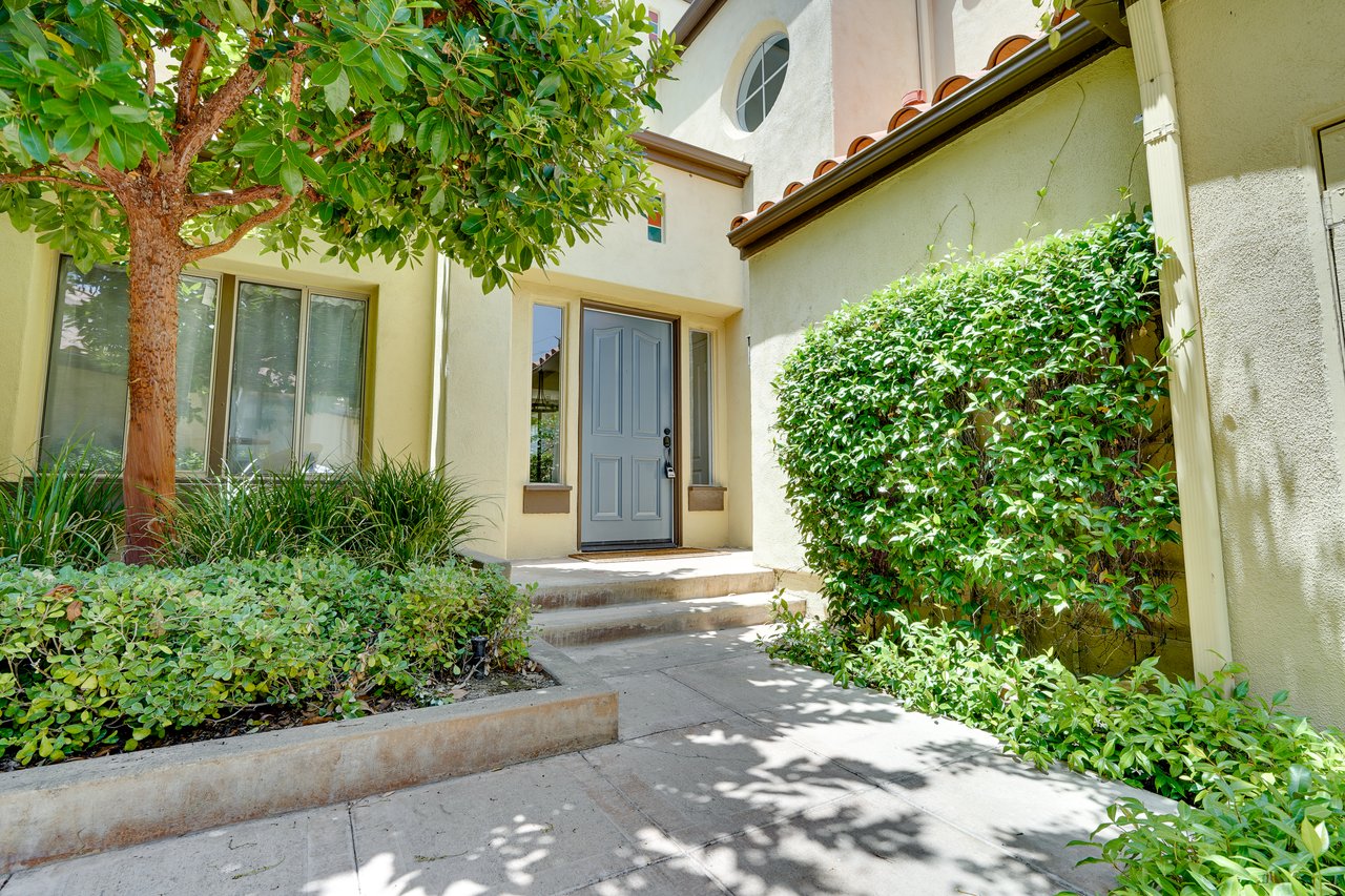 417 Bay Hill Drive 