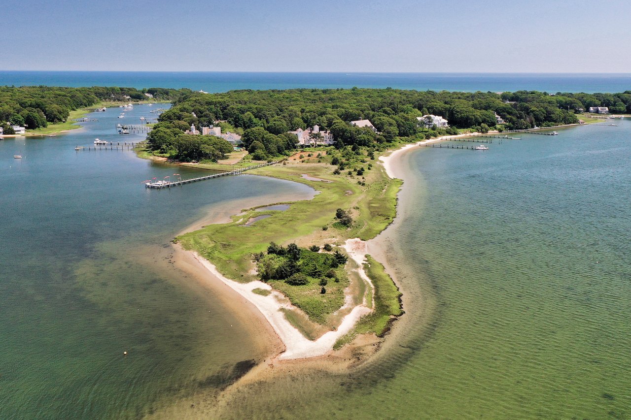 'Point House' Waterfront Estate