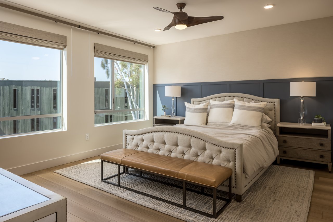  Downtown Carlsbad Coastal Residence 