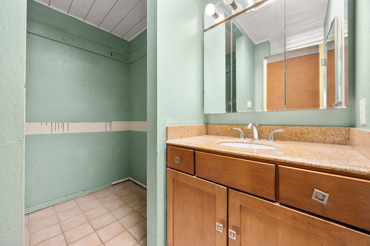  Eichler Home For Sale in Orange — Bring the Vision...This one won't last!