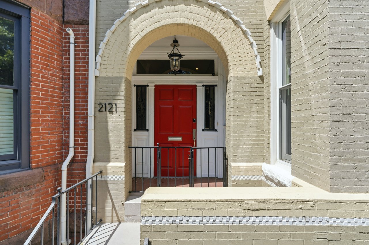 Luxury Dupont Circle Rental Listing