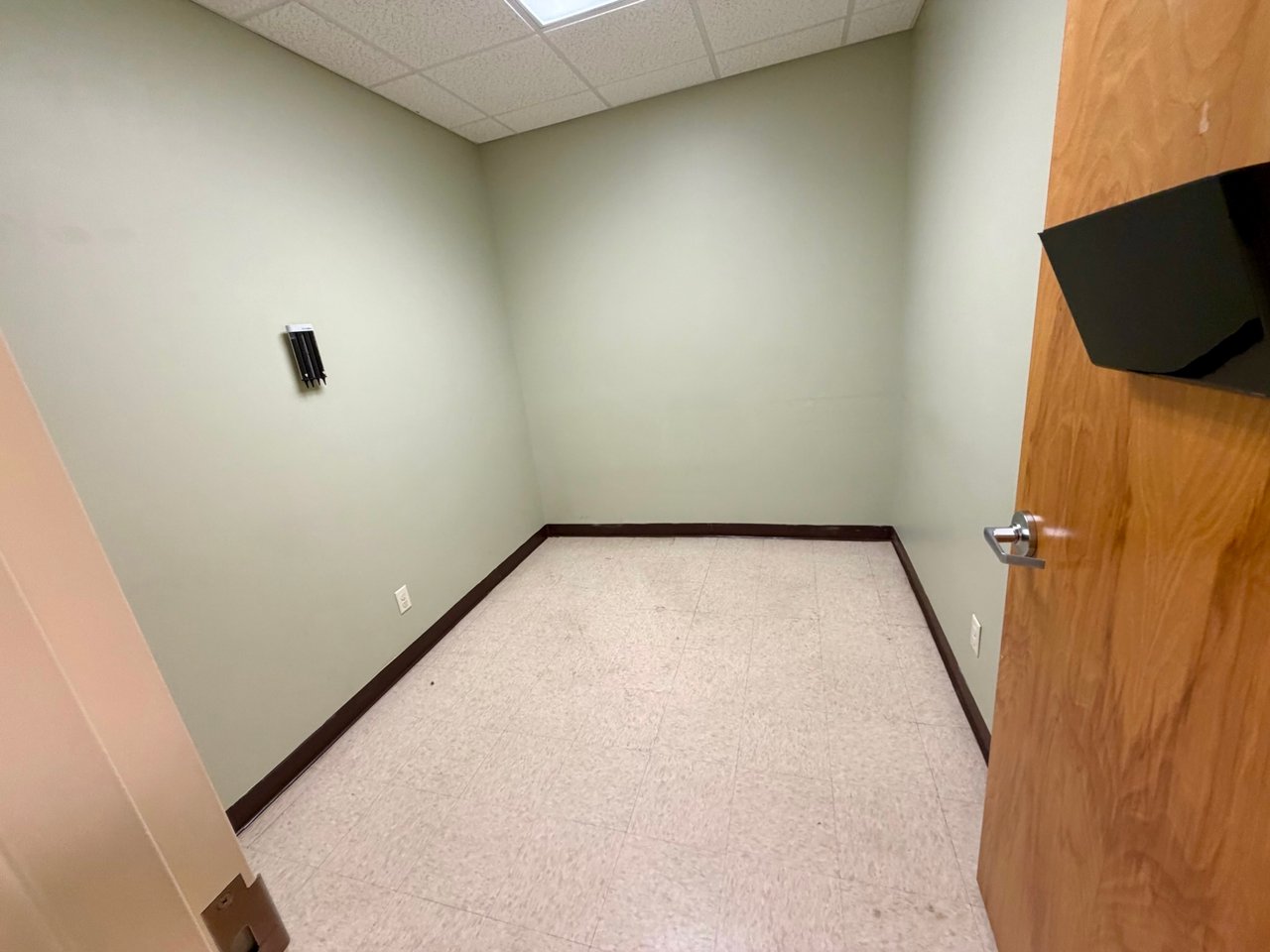 514 Mary Esther Cut Off NW