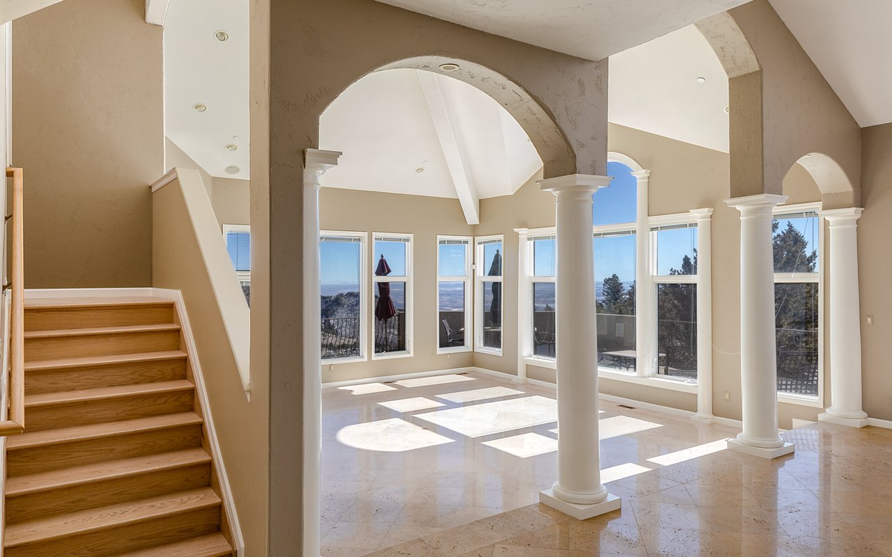 7400 Sunshine Canyon Drive