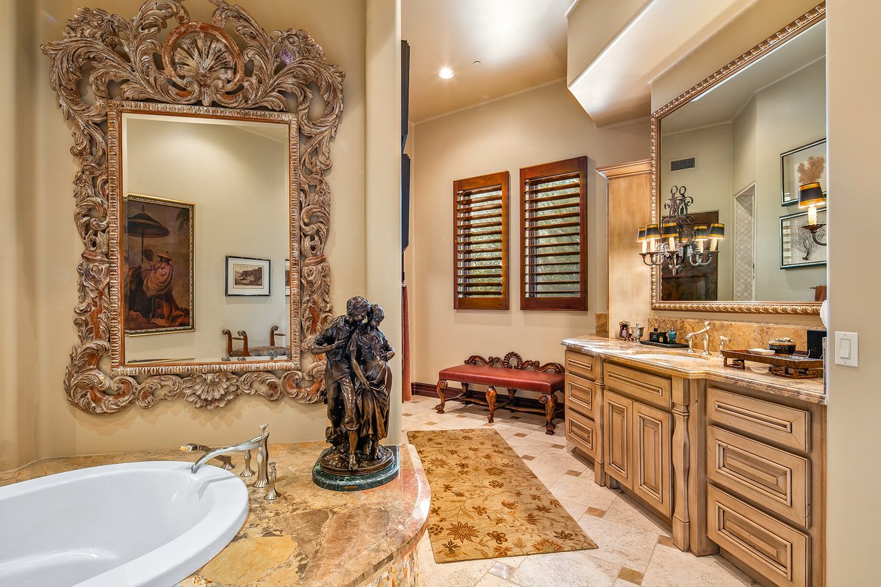 7311 E ARROYO HONDO Road