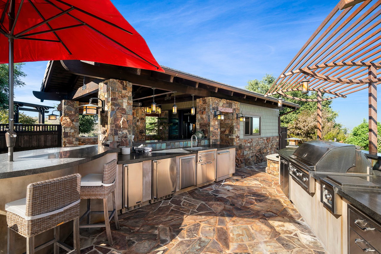 41005 Valle Vista