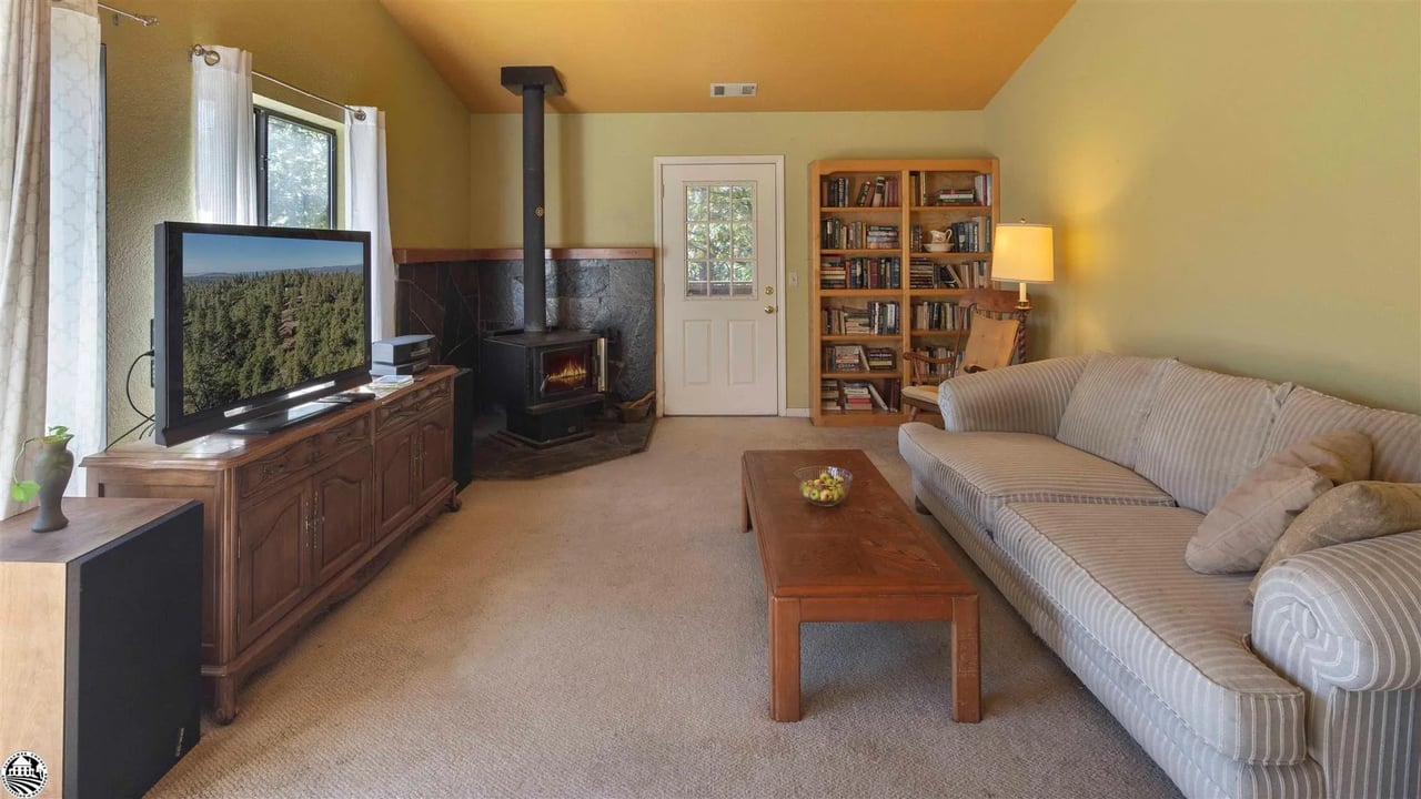 24351 Canyon View Dr