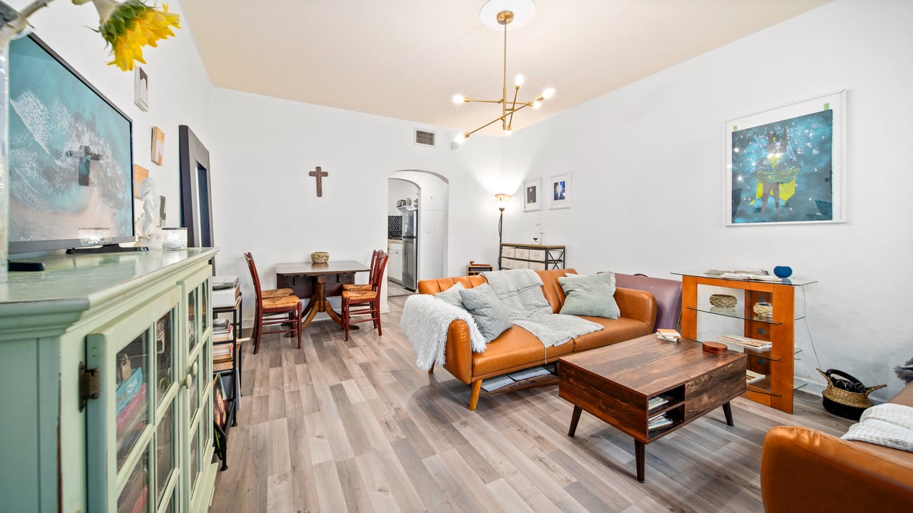 1571 Pennsylvania Ave # 3S