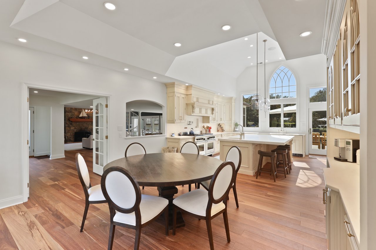 1524 Cedar Lane Farm RD