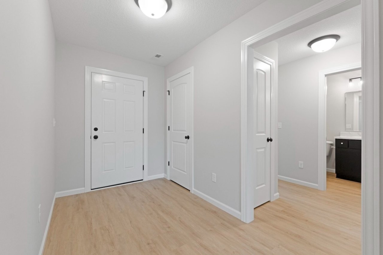 111 Sunset Dr