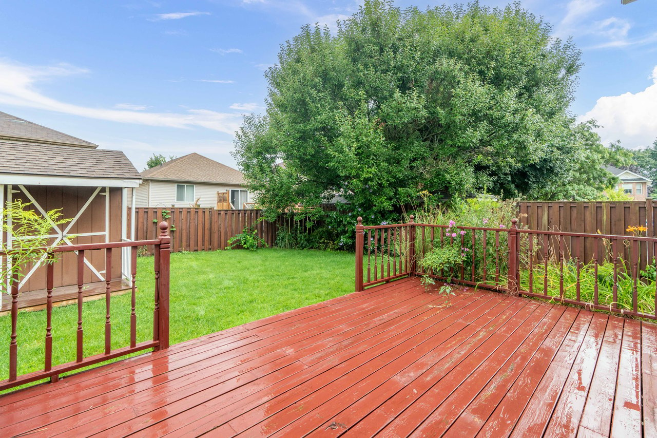 6 Bellrock Cres