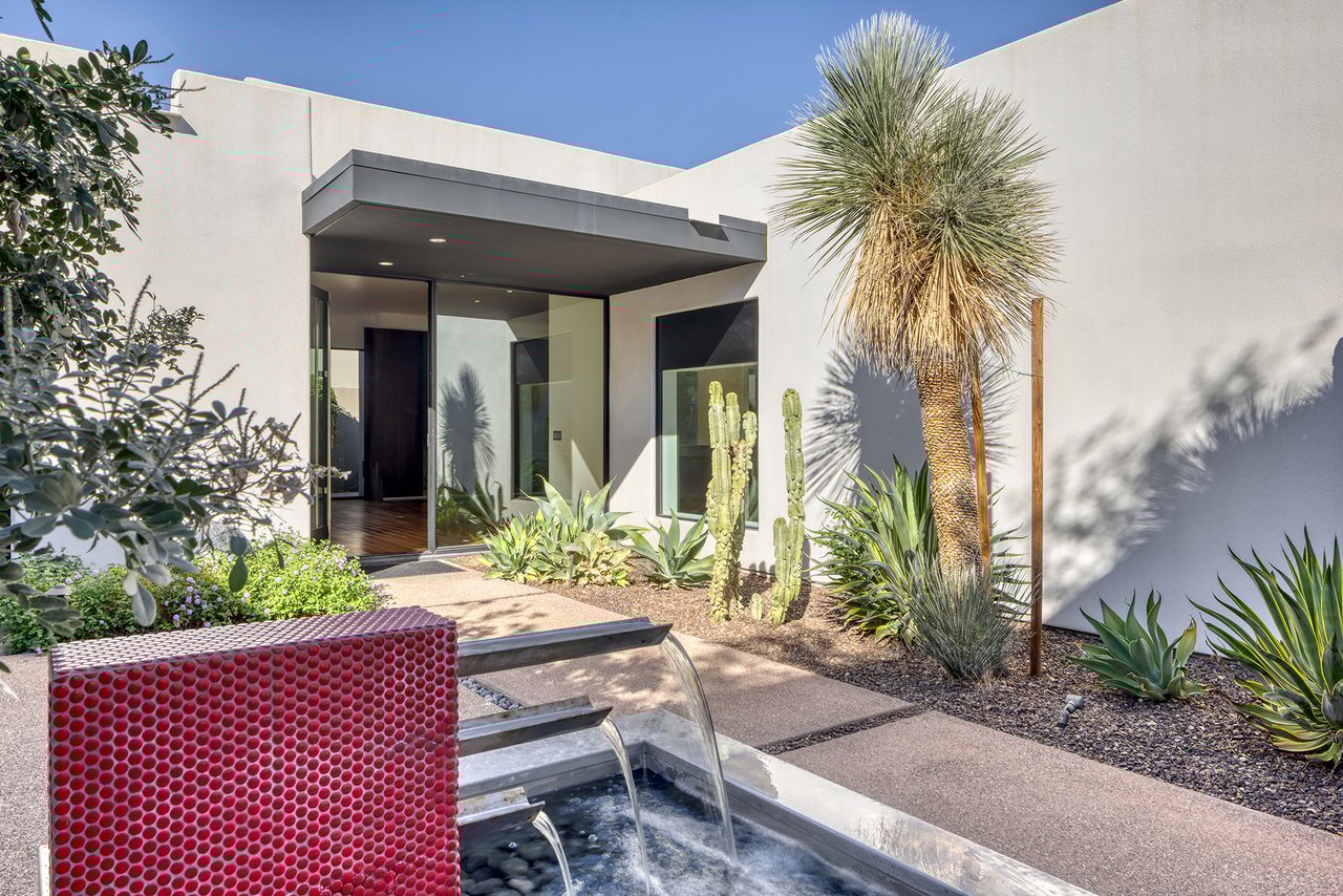 5434 E Lincoln Drive 50