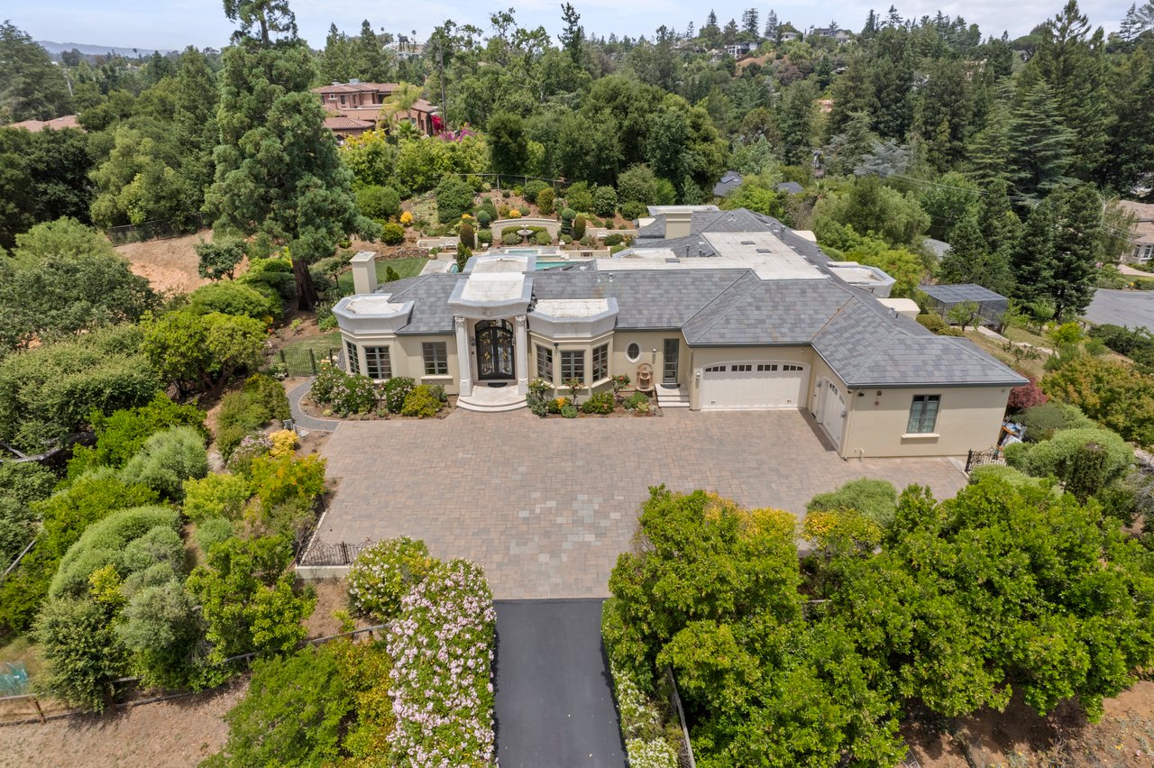 12445 Hilltop DR