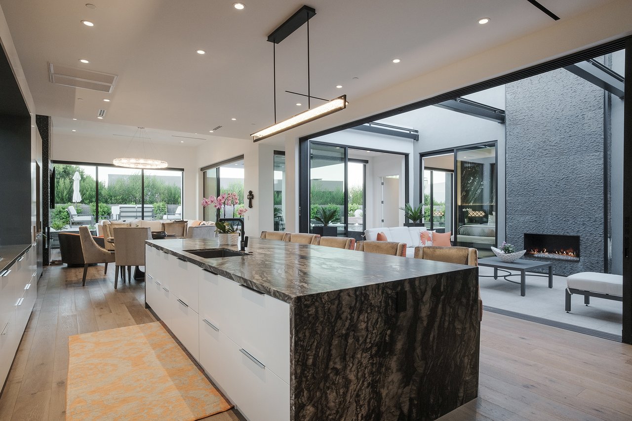 6914 E Cactus Wren Road