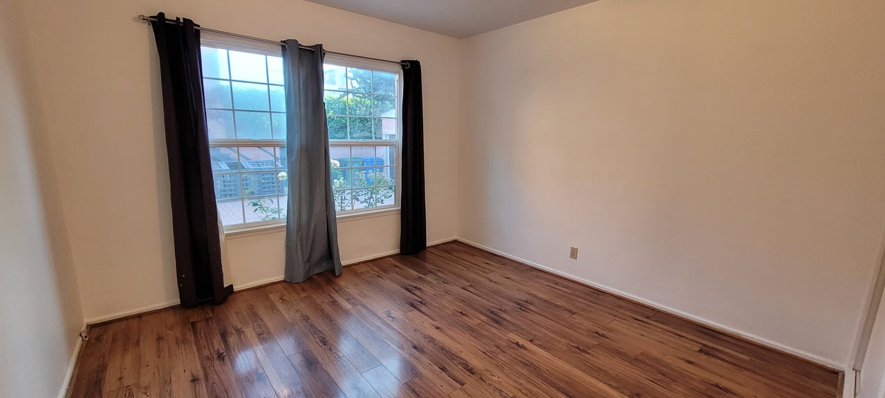 4 Units in Los Angeles