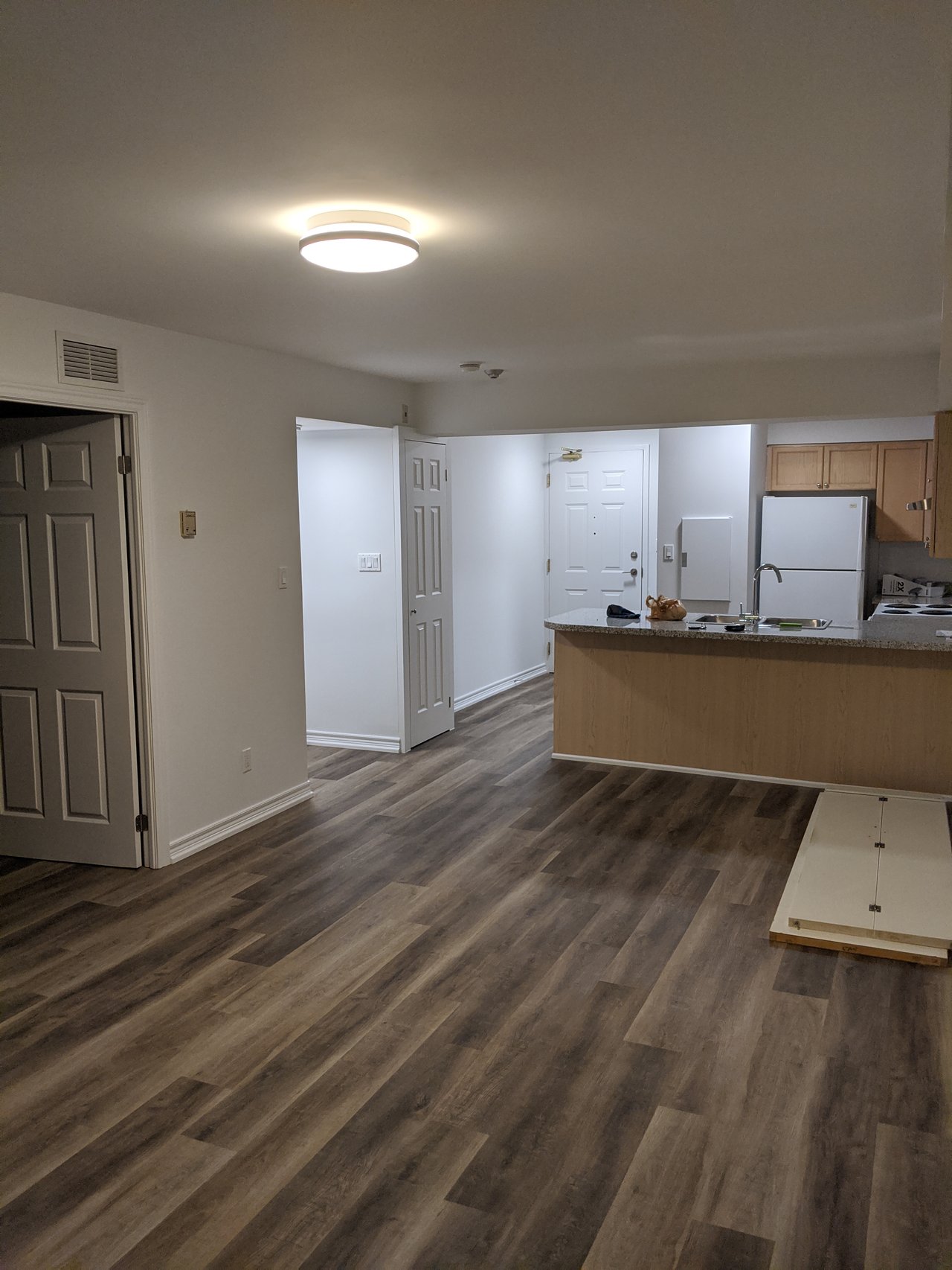 141 Woodbridge Ave W 206