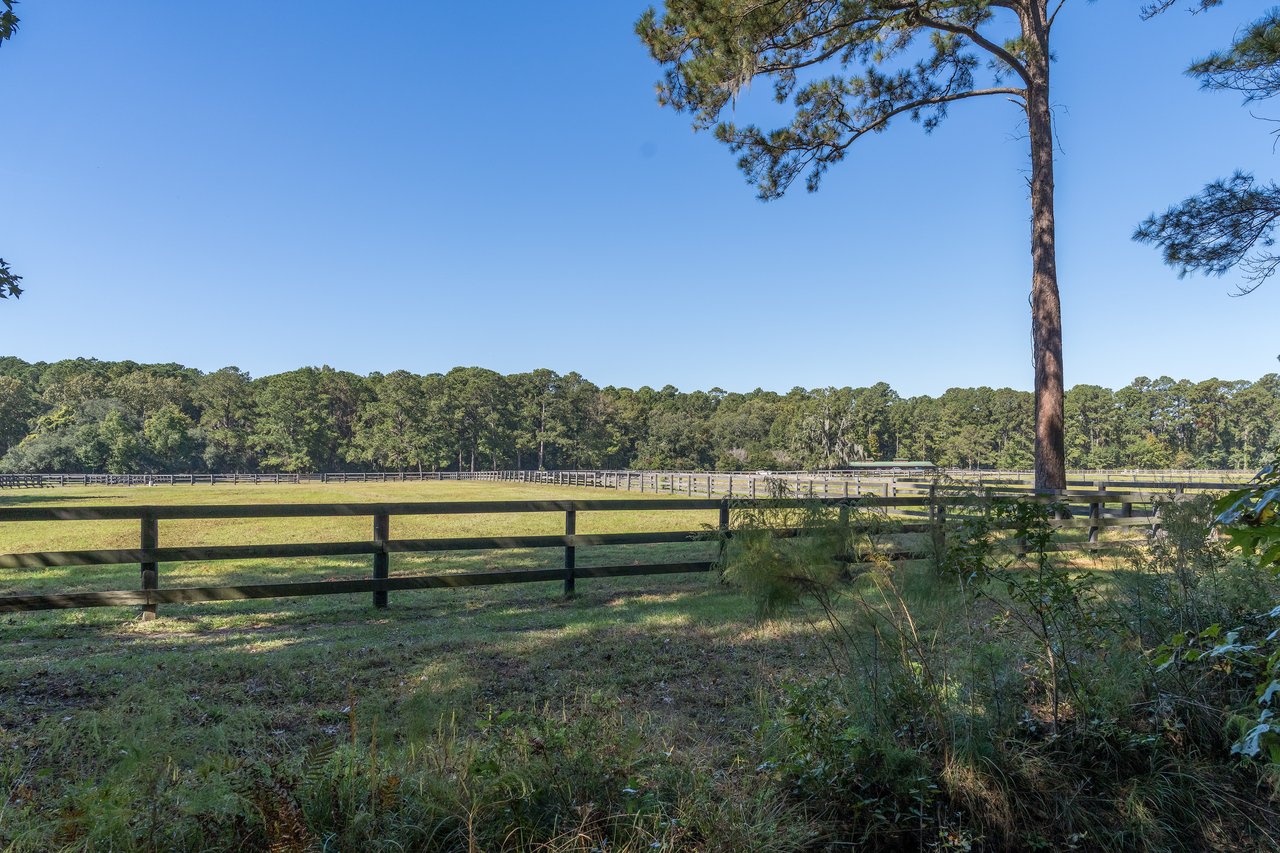 5 Little Neck Crossing