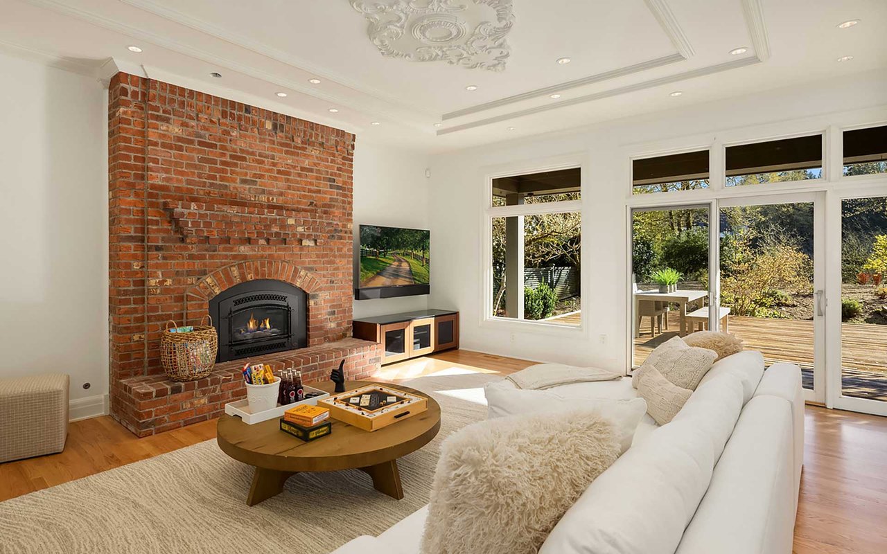 Majesty & Privacy in Lake of the Woods