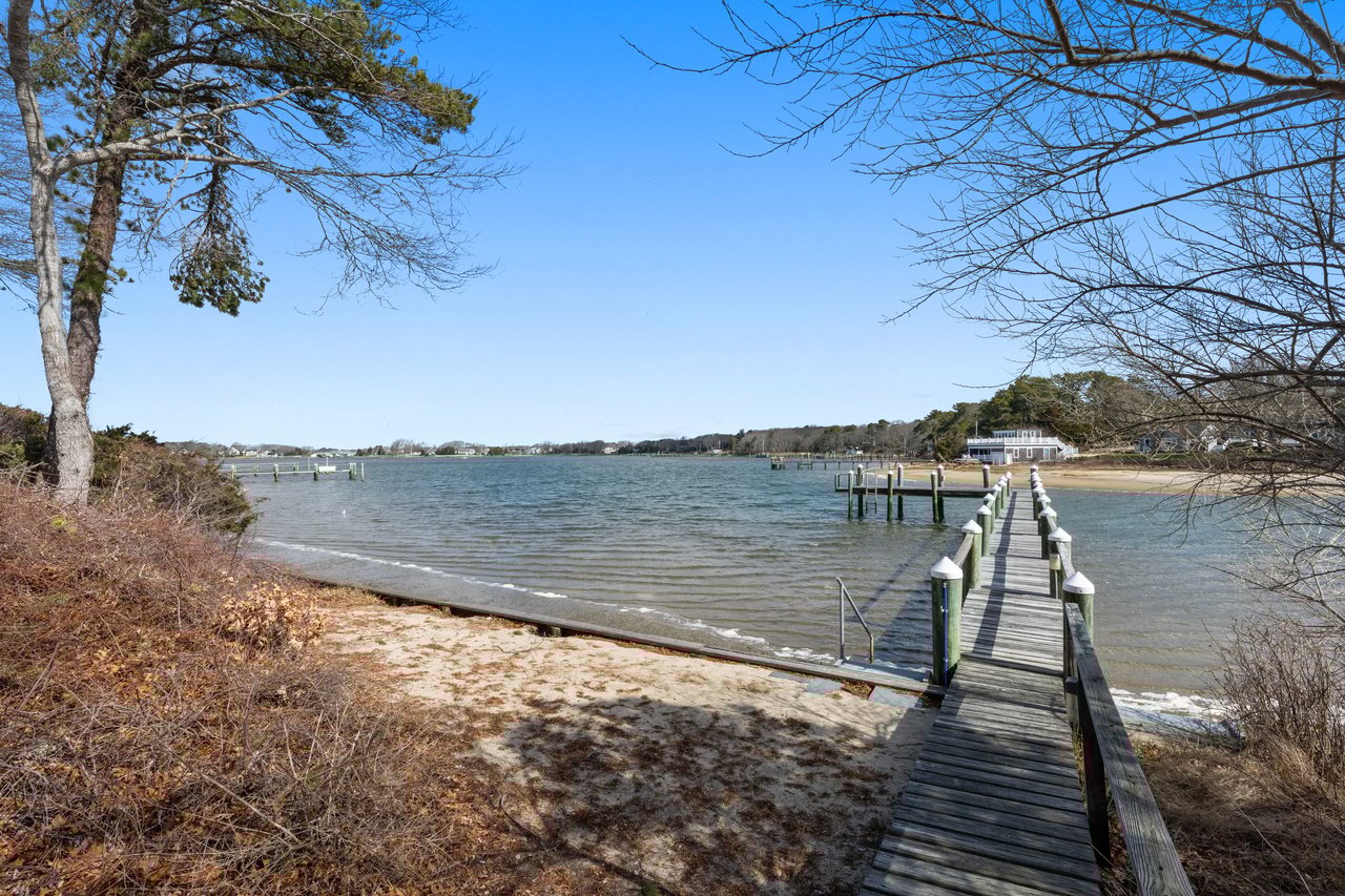 Breathtaking views over West Bay and Eel River