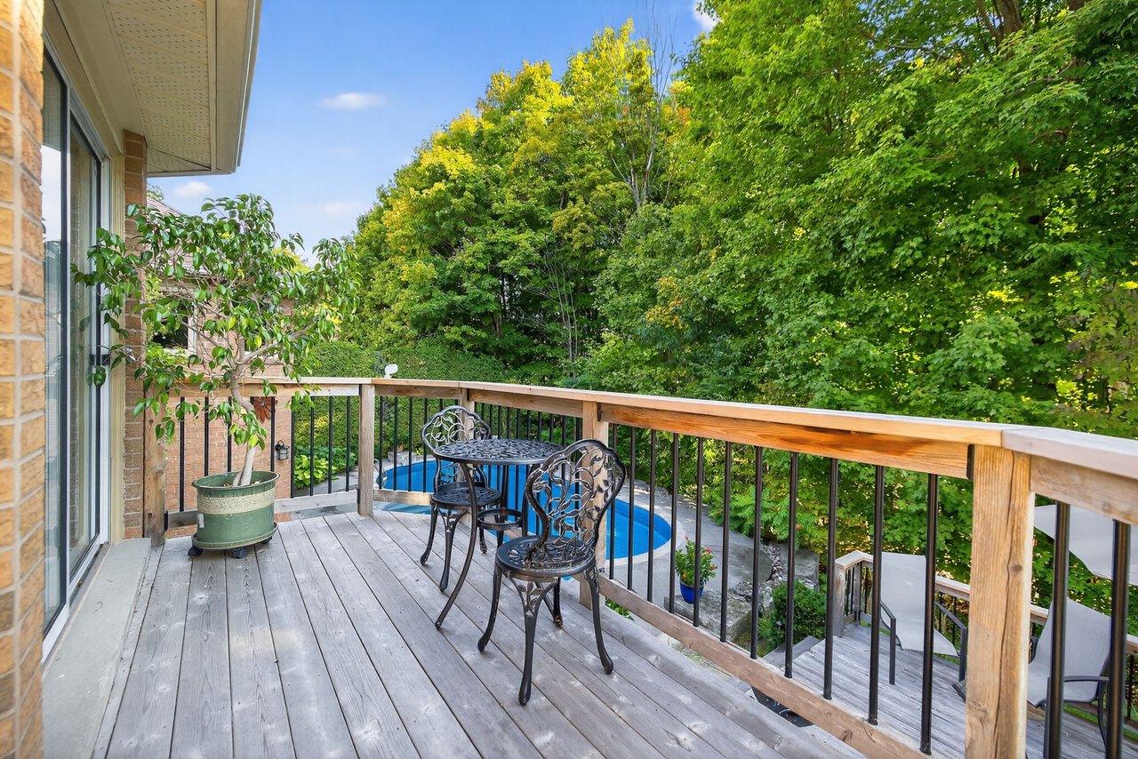 6 Falling Leaf Crt, Aurora