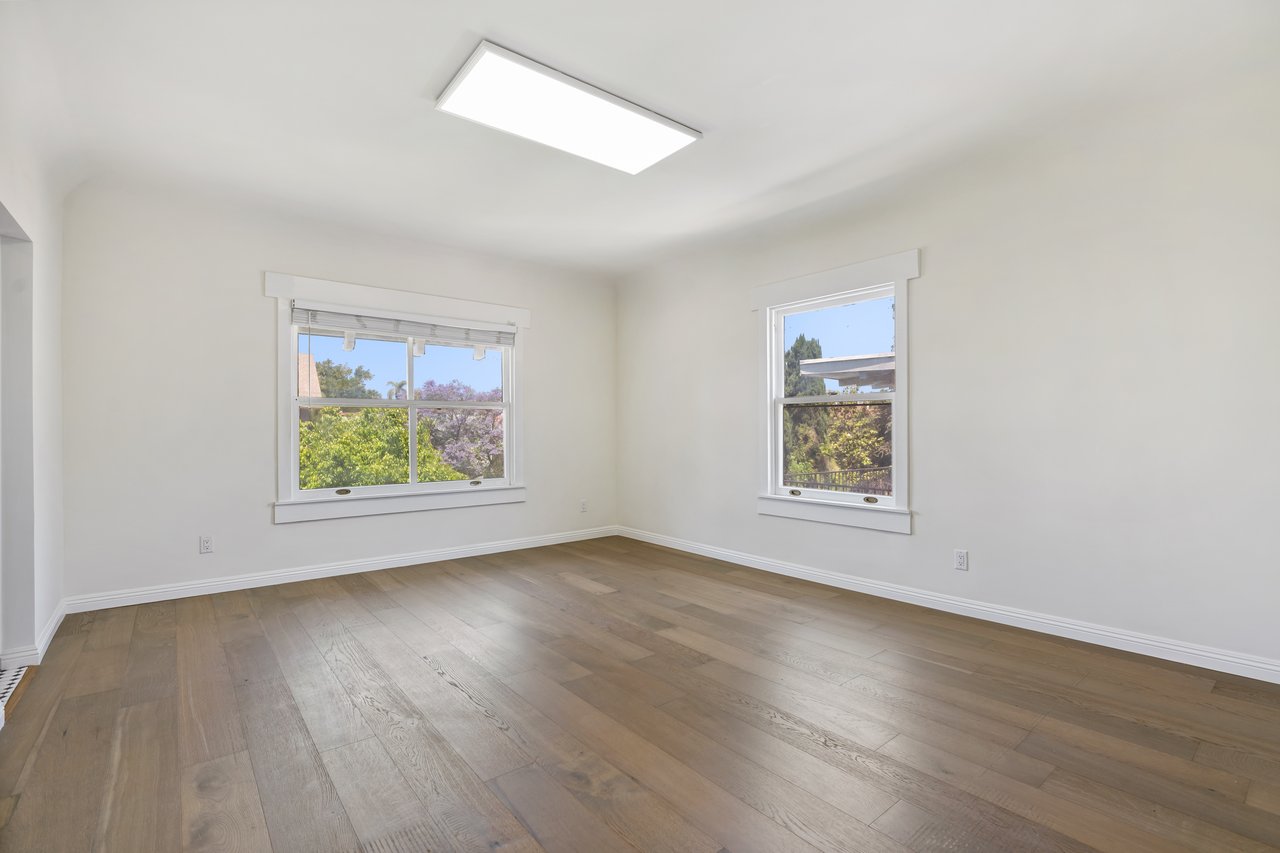 1810 Westmoreland Blvd, Los Angeles