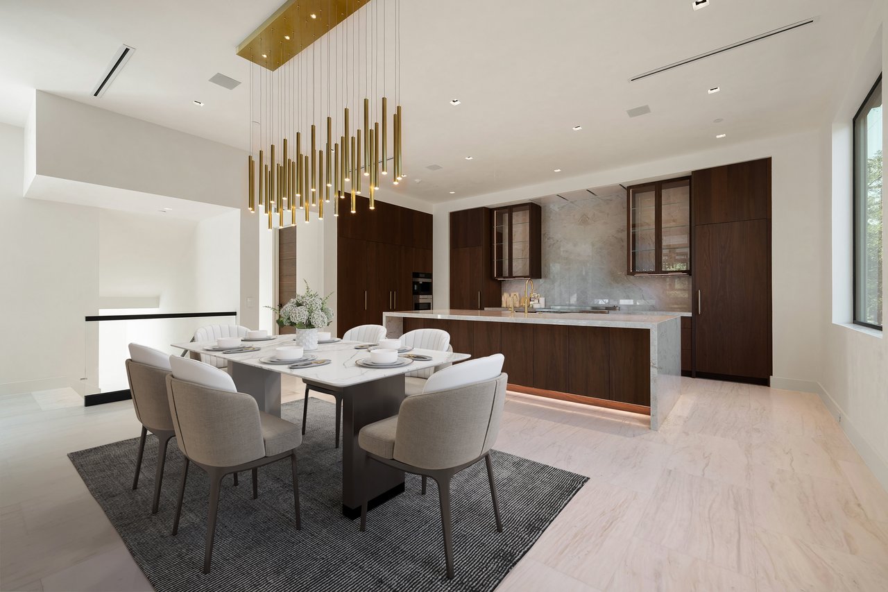 2503 Westlake Dr #101