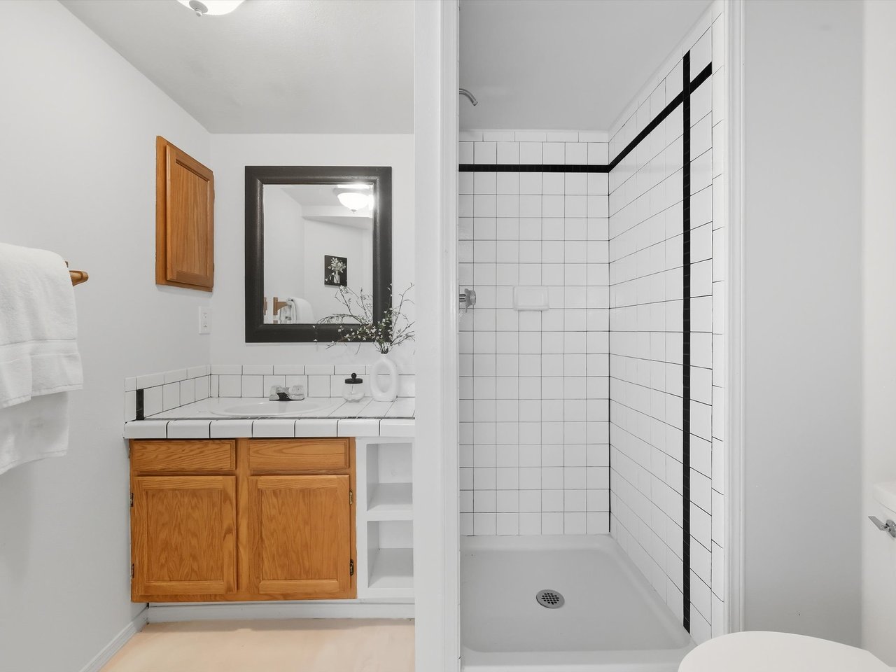 2706 N Chestnut Street