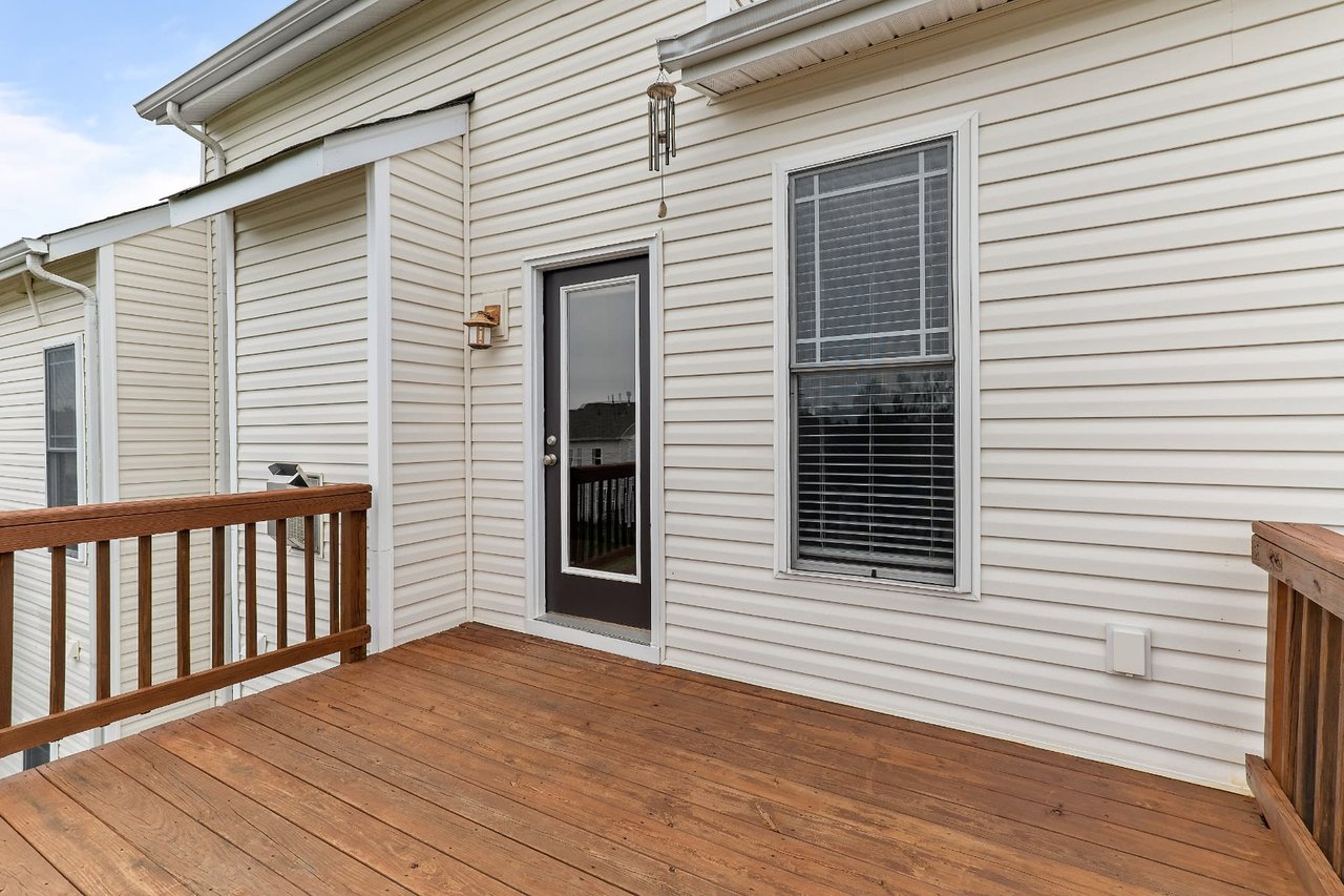 704 Abbey Village Circle