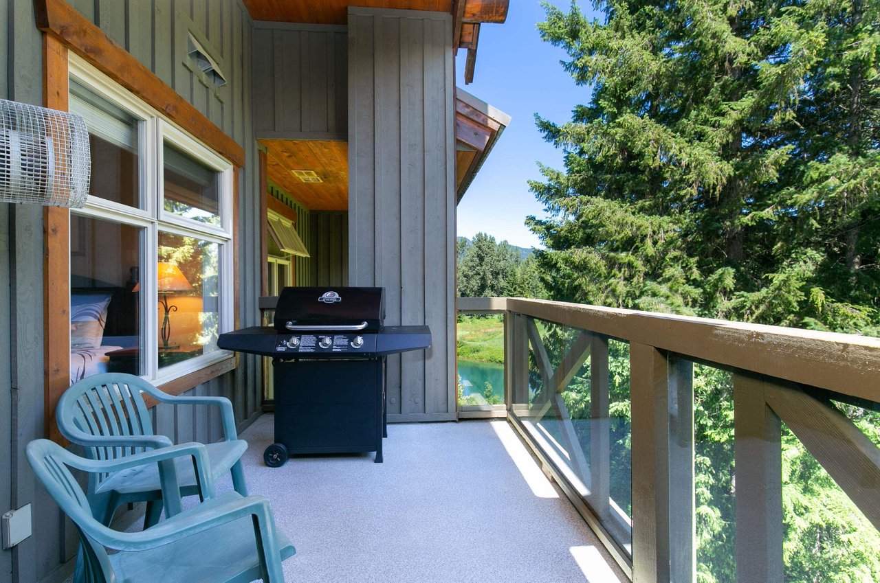402-4660 Blackcomb Wy