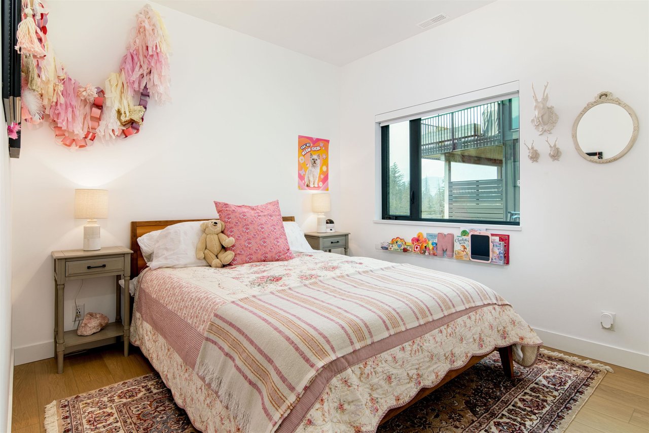 11-4000 Sunstone Wy