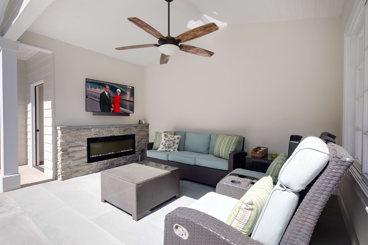 4107 Sunnyslope Ave