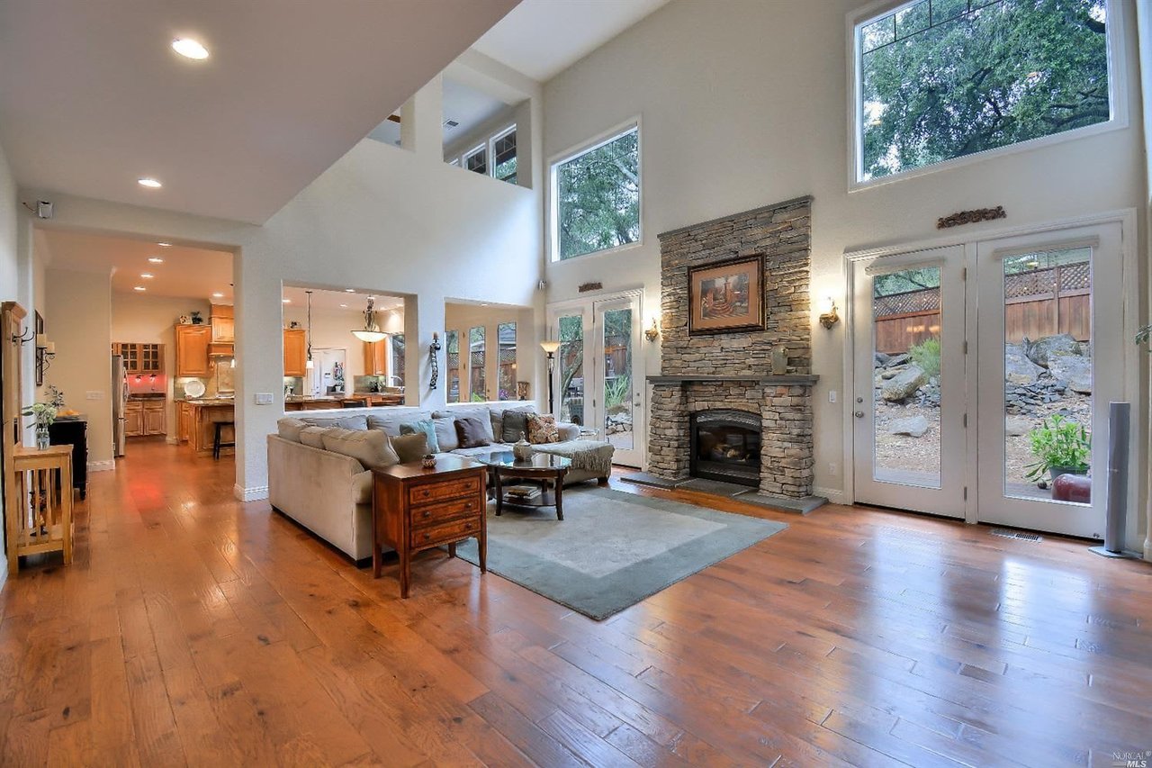 824 Olive Glen Ct