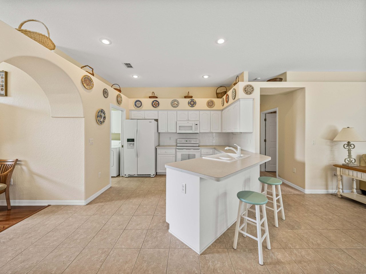 12427 FOREST HIGHLANDS DR