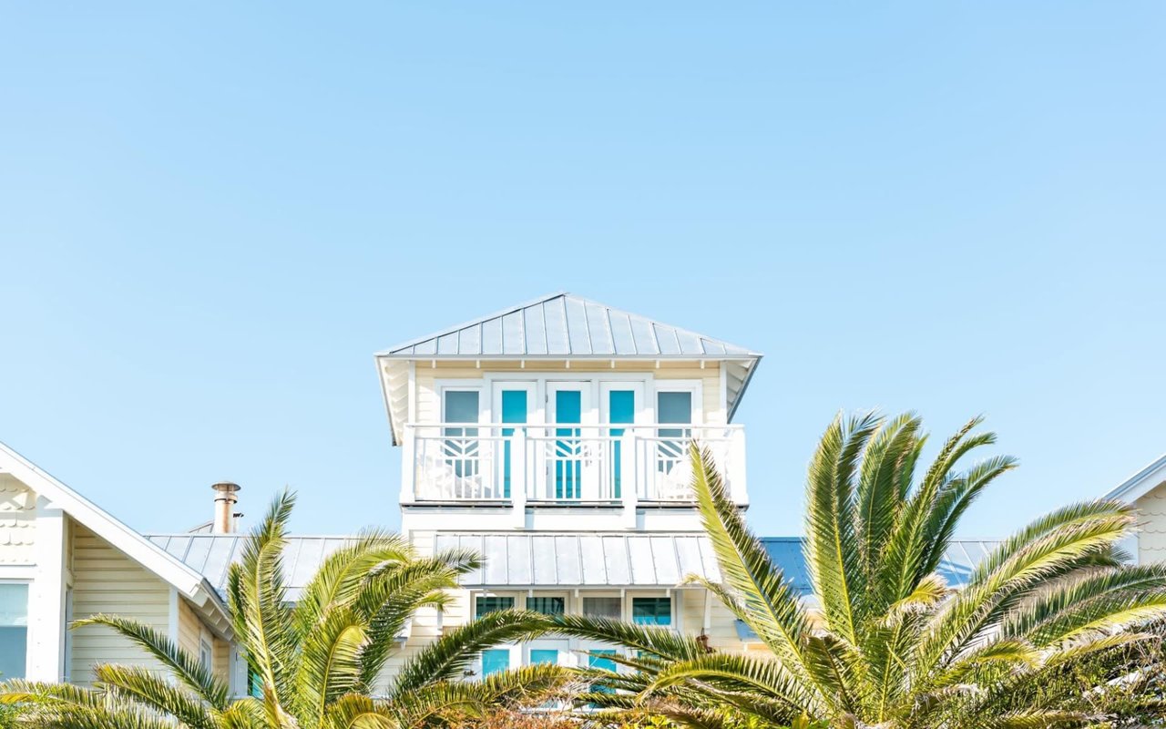 Carly Sostheim’s Ultimate Guide to Selling Your Home in Santa Rosa FL