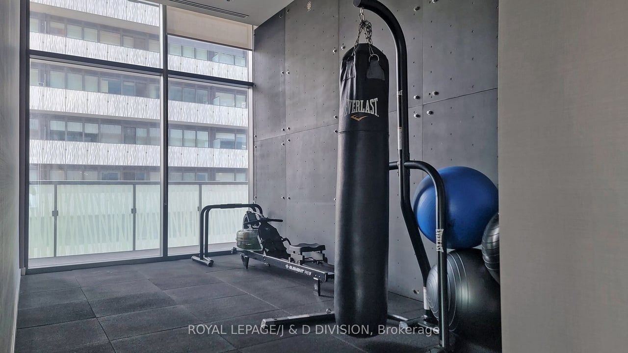 LUXURY ABOVE THE CITY PENTHOUSE