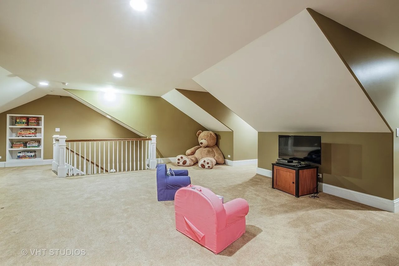 1600 Asbury Ave