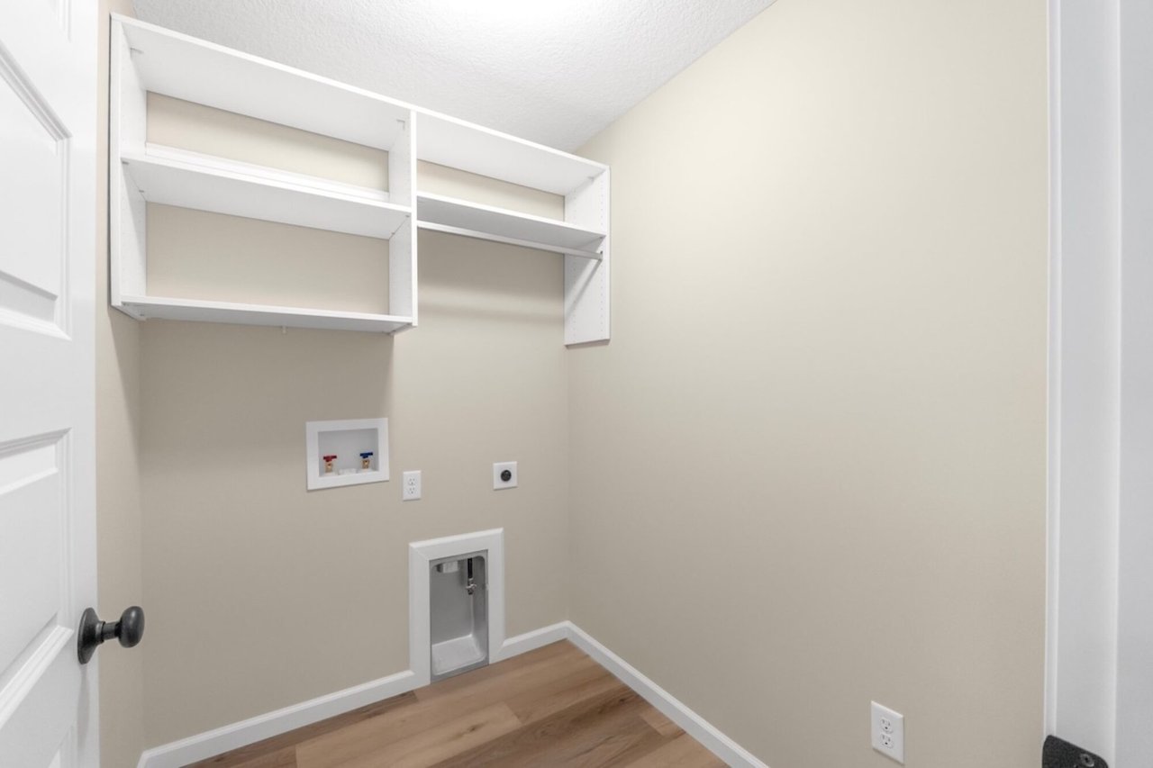 108 Oak Tree Pl