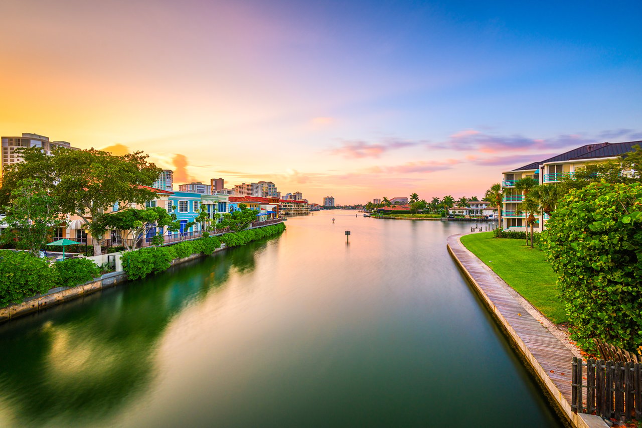 Vanderbilt Beach Condos for Seasonal Living and Rental Use