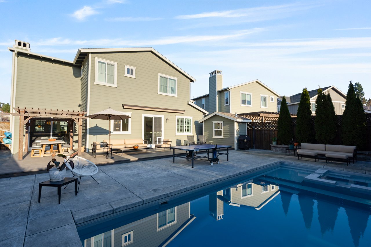 280 Pacific Heights Dr