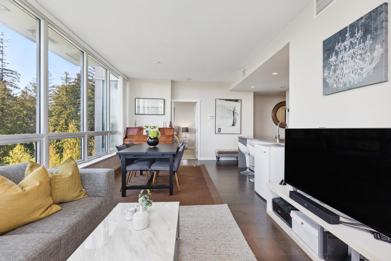 805-5728 Berton Avenue, Vancouver