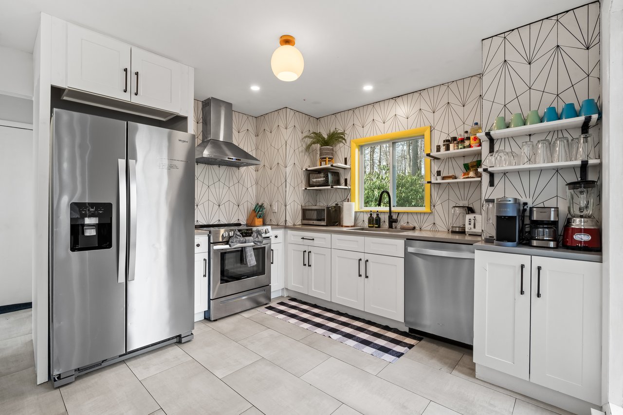 112 Crazy Horse Court
