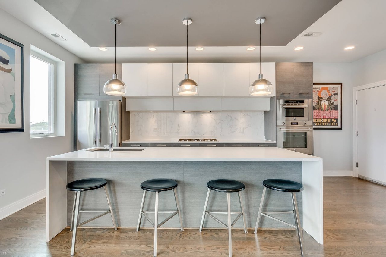 Just Listed | 1617 West Grand Avenue #3E for $659,900