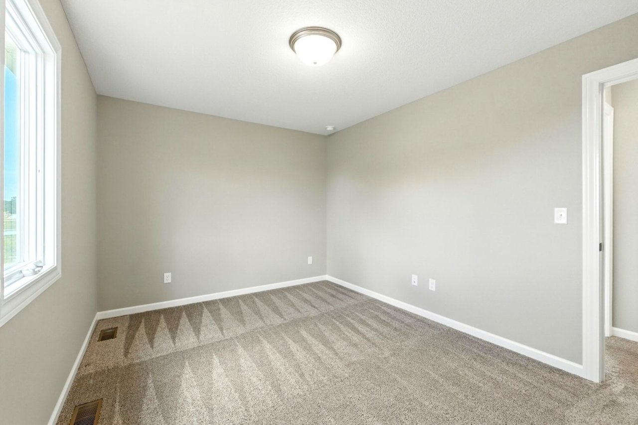 885 Zenos Blvd