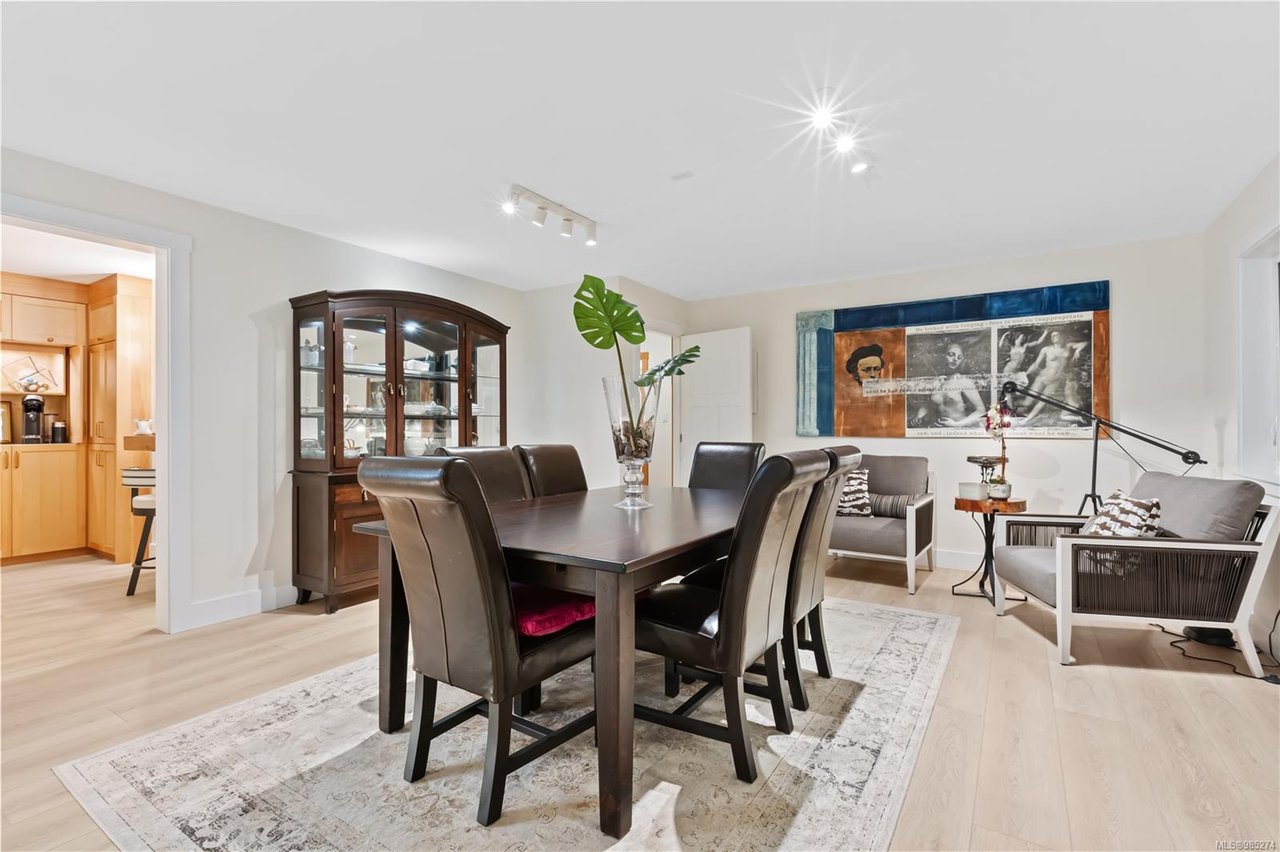 760 Marine Dr