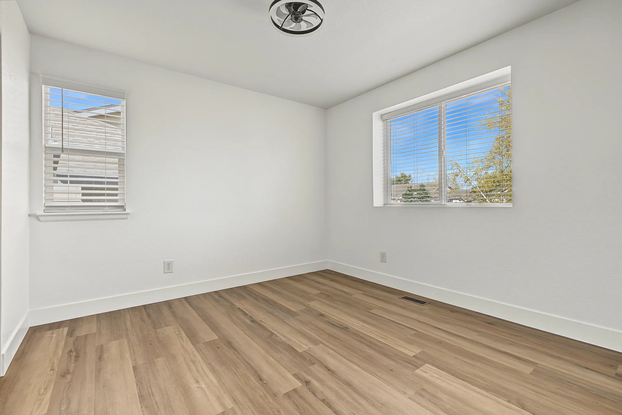 520 W 114th Pl