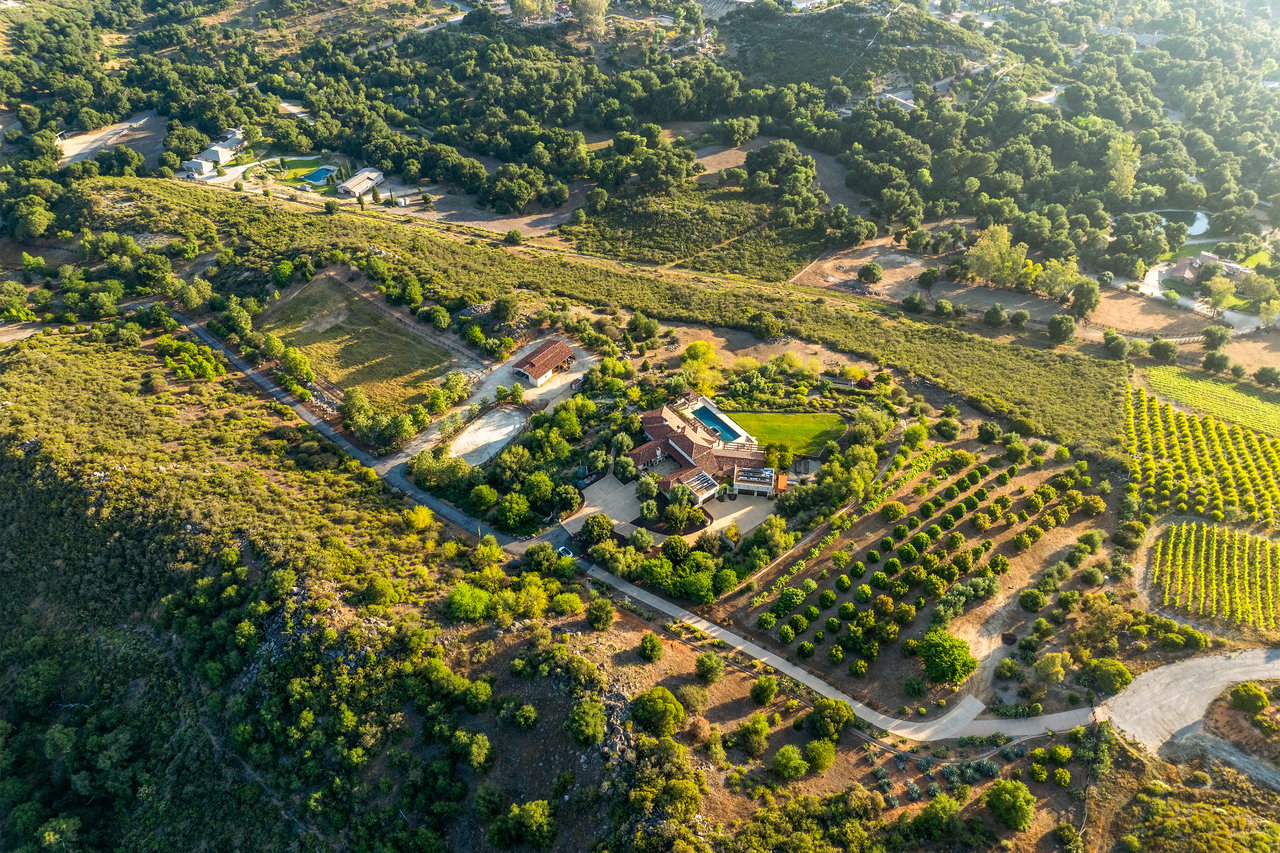 19300 Hombre Lane