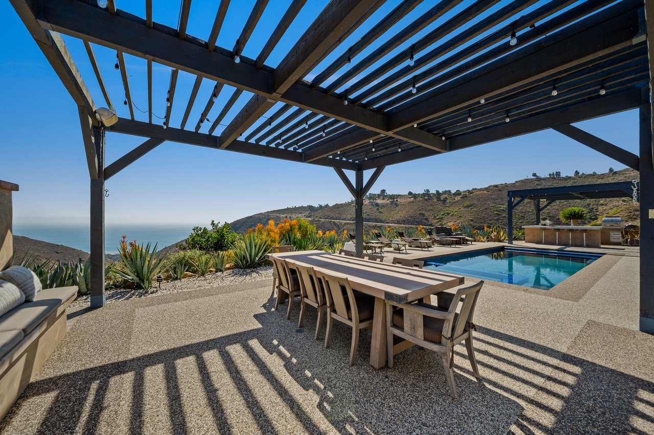 10715 Yerba Buena Rd