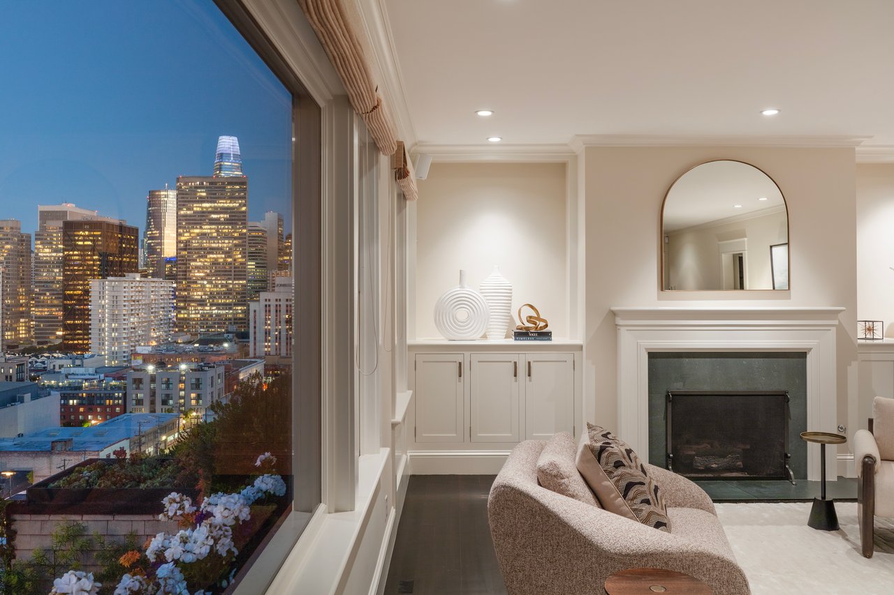 Jewel Box Home With Bridge Bay Views