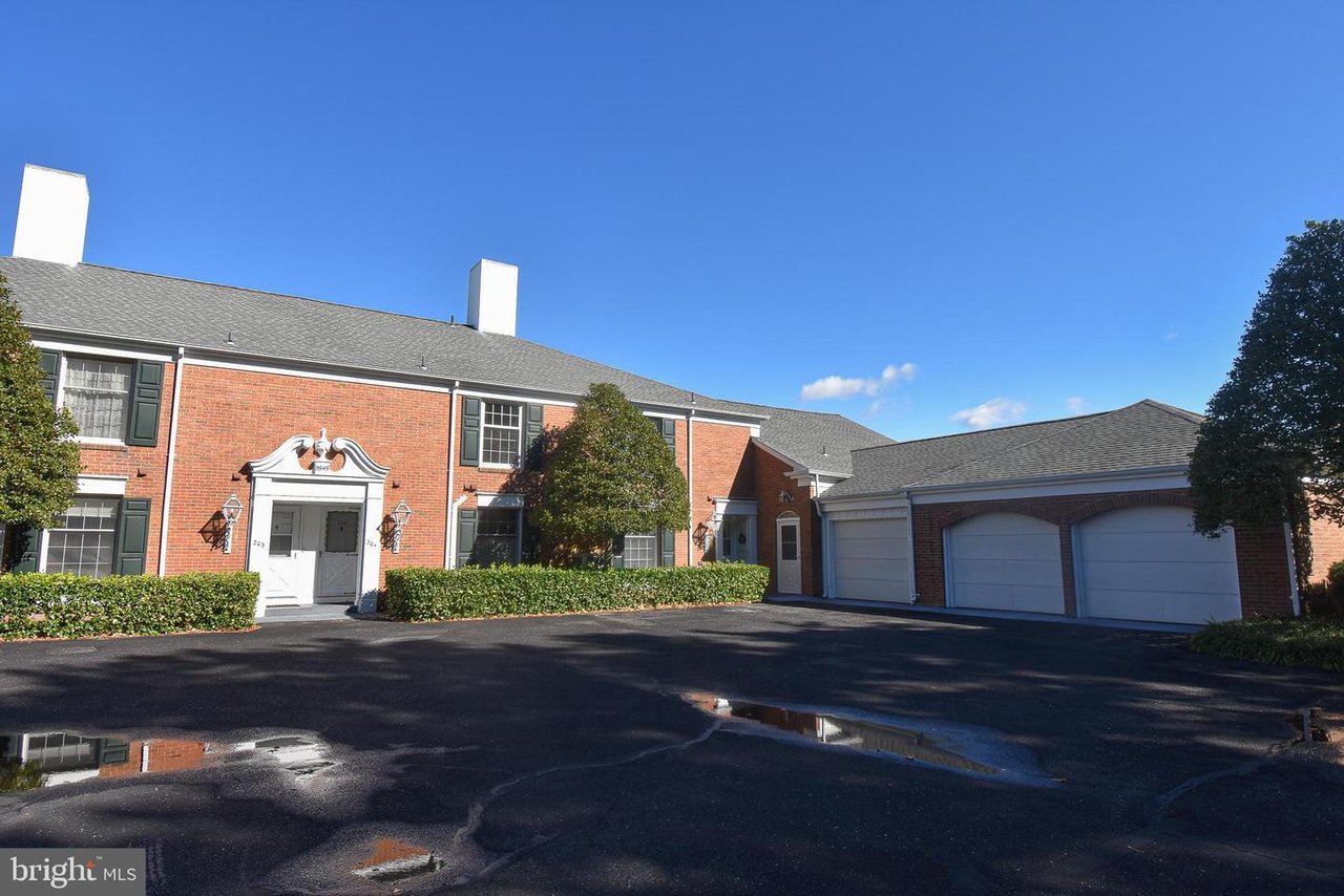 Quail Hollow Condo