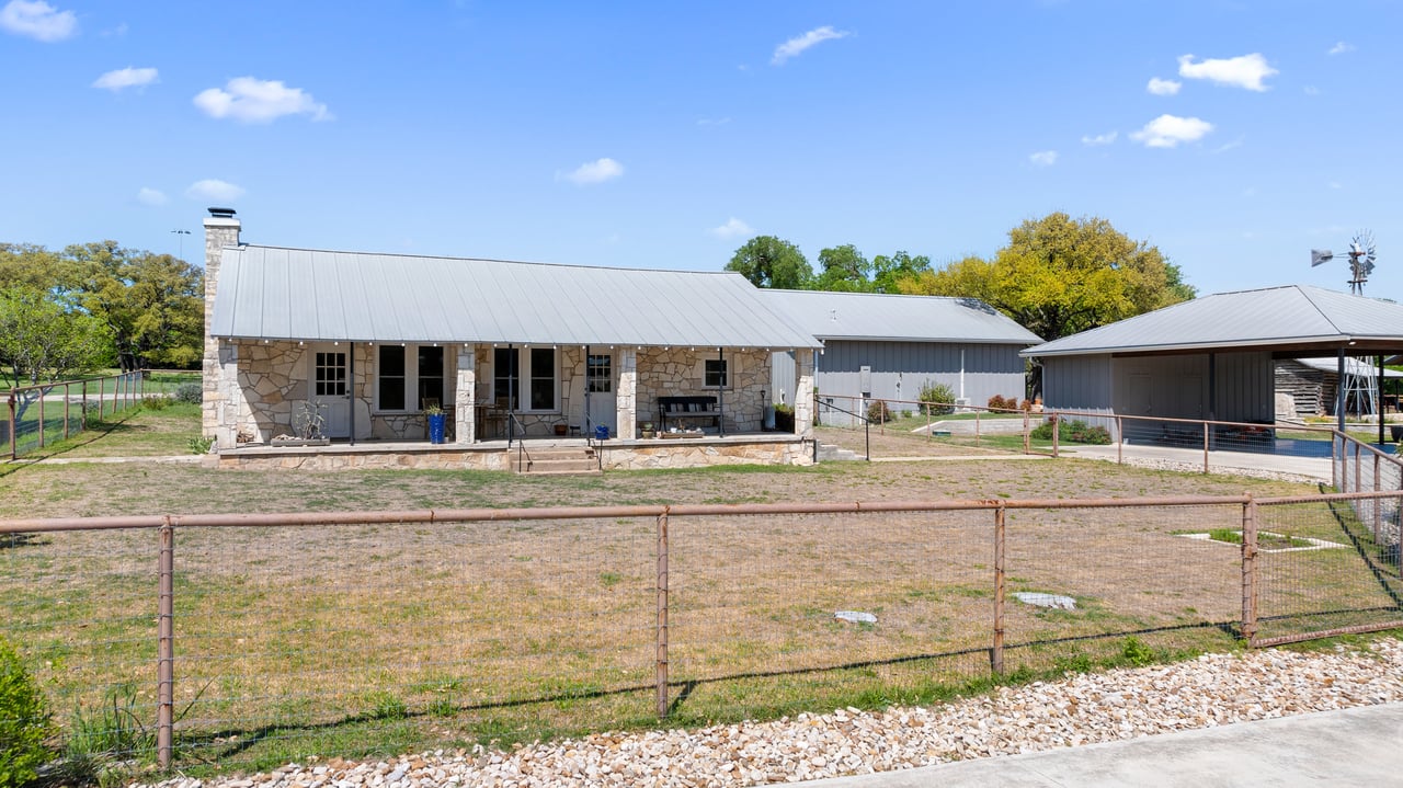 4813 Twin Acres Road