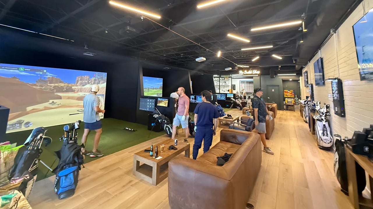Golf Lounges 